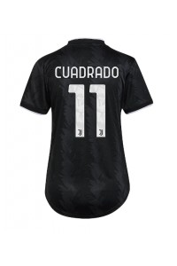 Juventus Juan Cuadrado #11 Voetbaltruitje Uit tenue Dames 2022-23 Korte Mouw